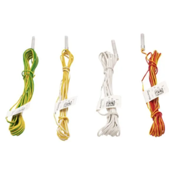 Four electric detonators coiled side by side, with leg wires of different colours — green, yellow, white and red — on a white background.